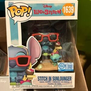 Funko Pop Lilo & Stitch, Stitch in Sunlounger 
Vinyl Figure #1639